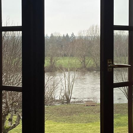 La Chaumiere De L'Eau Sauvage Hotell Villeneuve-sur-Allier Eksteriør bilde